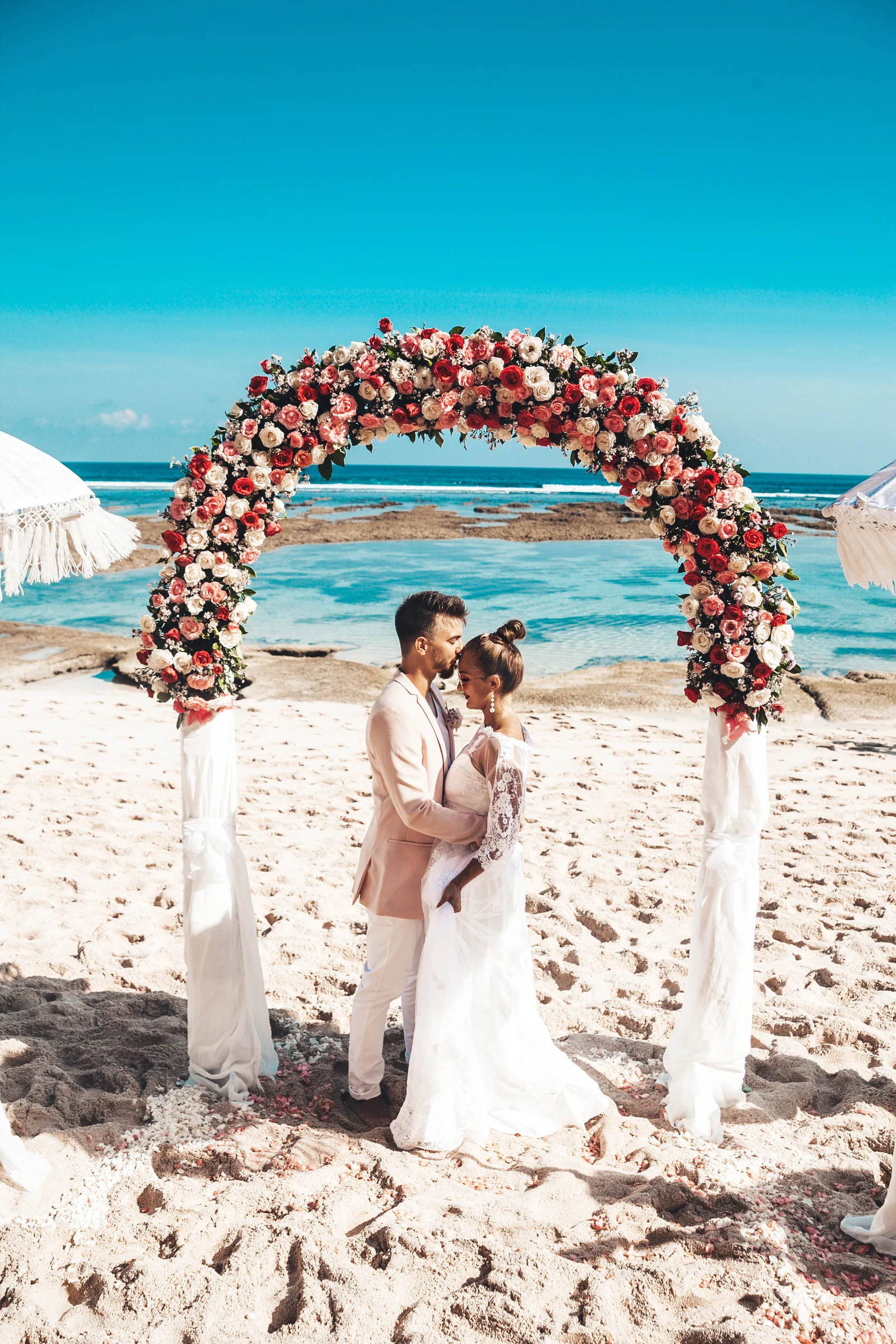 Destination wedding on the beach